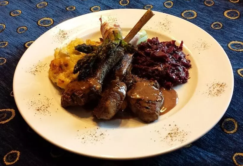 Kitimat Estuary Lodge B & B