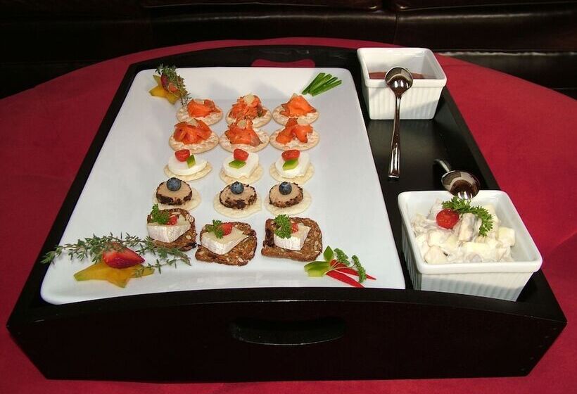 Kitimat Estuary Lodge B & B