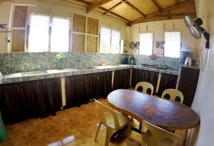 Majatalo Rb Transient House