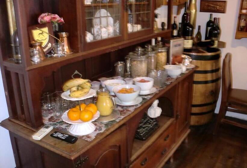 פנסיון The Barracks