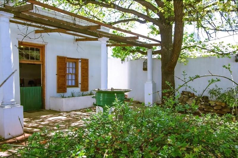 פנסיון The Barracks