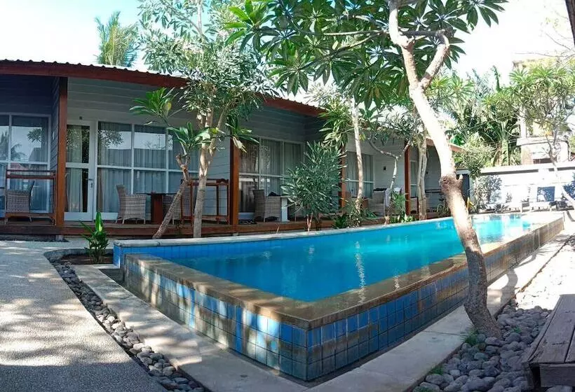 پانسیون Villa Phyphy
