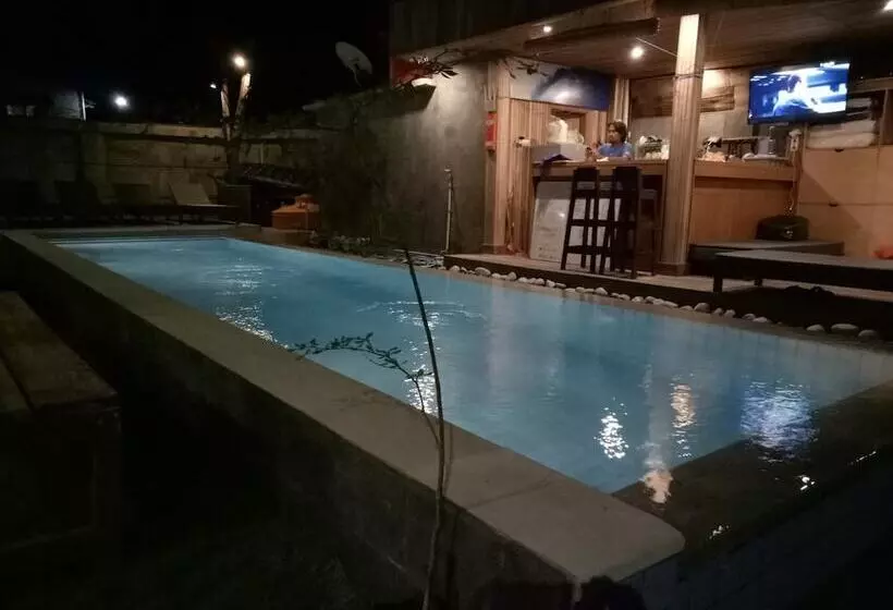 پانسیون Villa Phyphy
