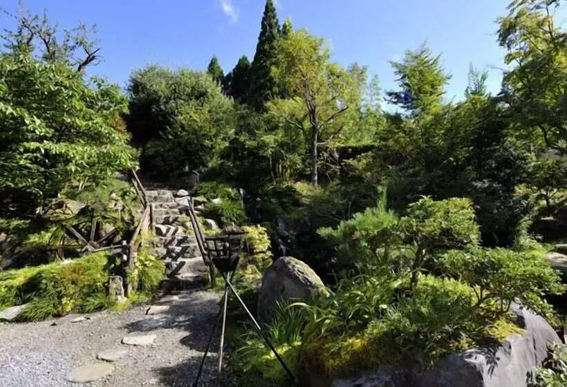 旅館 Genryu No Yado Hozantei