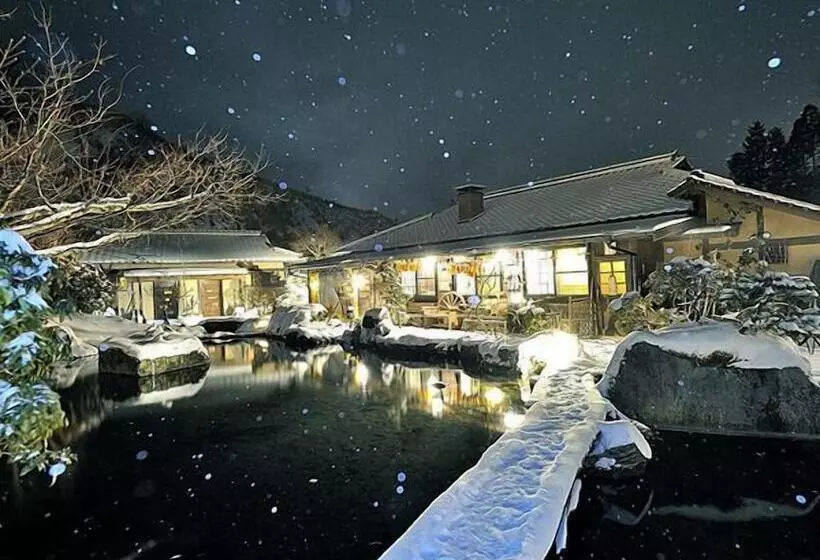 旅館 Genryu No Yado Hozantei