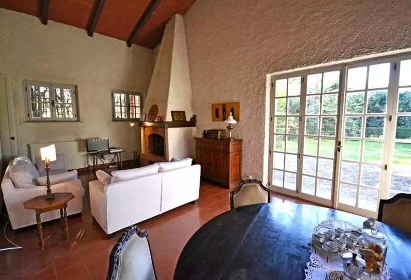 Villa Mimosa