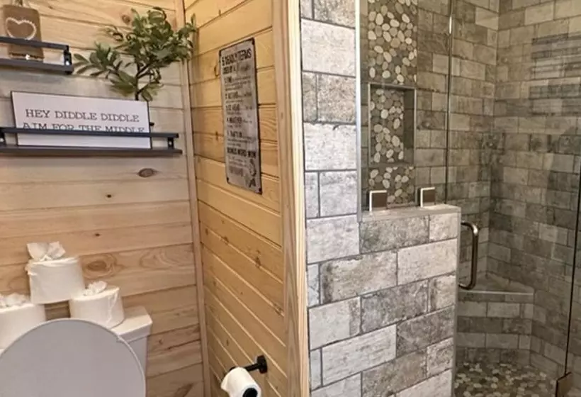 5 Bedrooms Pool Theater Arcade Firepit