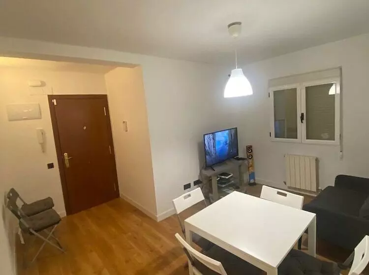 هاستل Room Grass