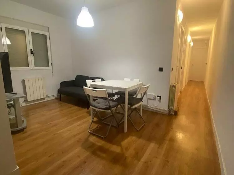 هاستل Room Grass