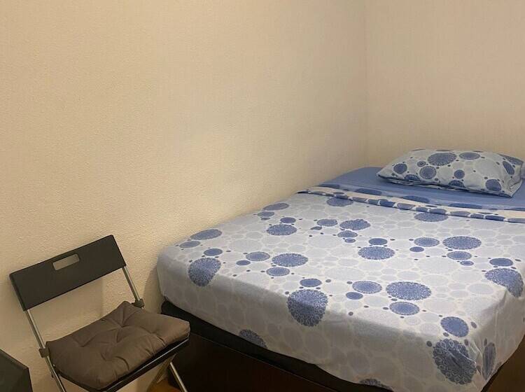 هاستل Room Grass