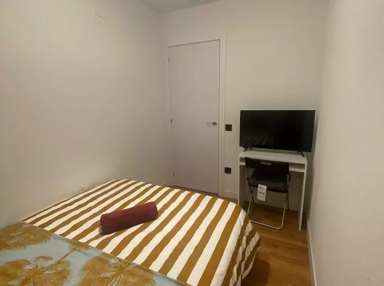 هاستل Room Grass