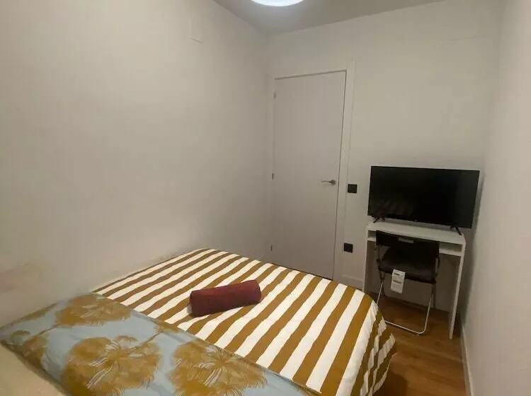 هاستل Room Grass