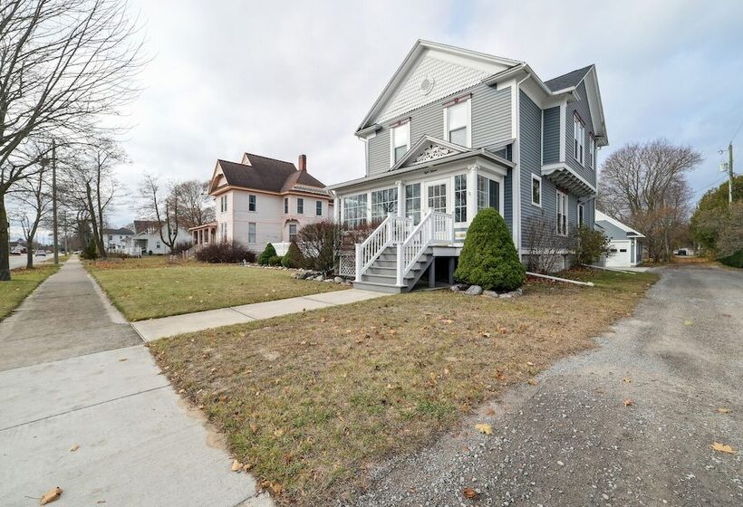 Alpena Home W/ Pool < 1 Mi To Lake Huron Beaches!