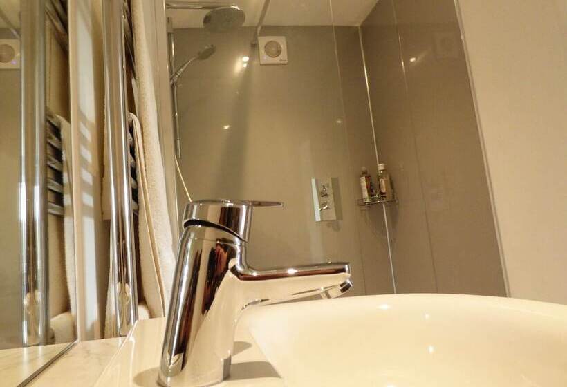 Bed and Breakfast Highfield House