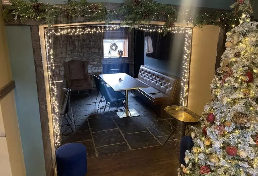 Aamiaismajoitus (B&B) The Butchers Arms   Grill Pub And Accommodation