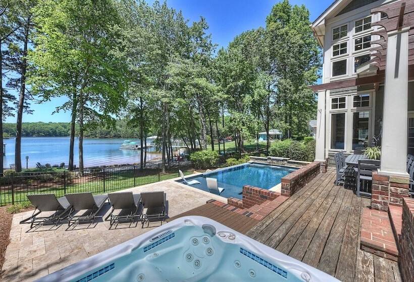 Boathouse Cove By Avantstay Pool + Swim Dock Hot Tub