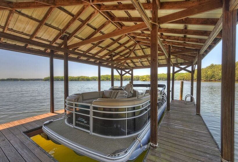 Boathouse Cove By Avantstay Pool + Swim Dock Hot Tub