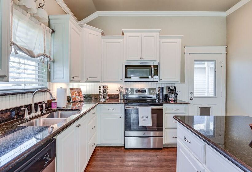 Centrally Located Abilene Home Near Acu & Downtown