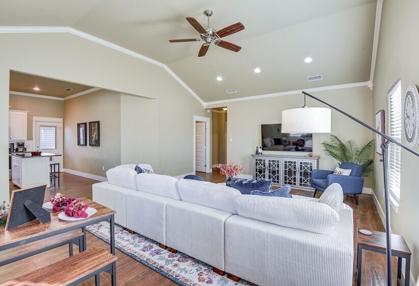 Centrally Located Abilene Home Near Acu & Downtown