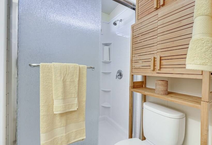 Charming Petaluma Cottage W/ Grill Near Wineries