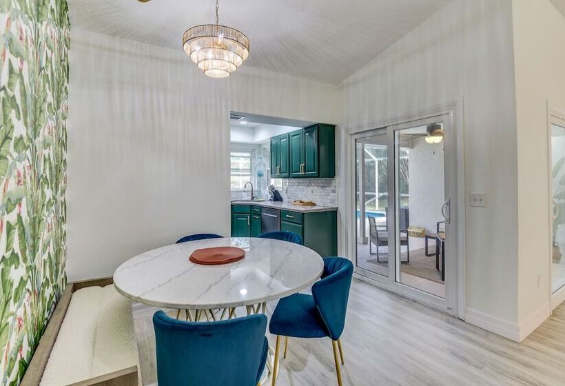 Palm Coast Home W/ Heated Pool, Fire Pit & Bbq!