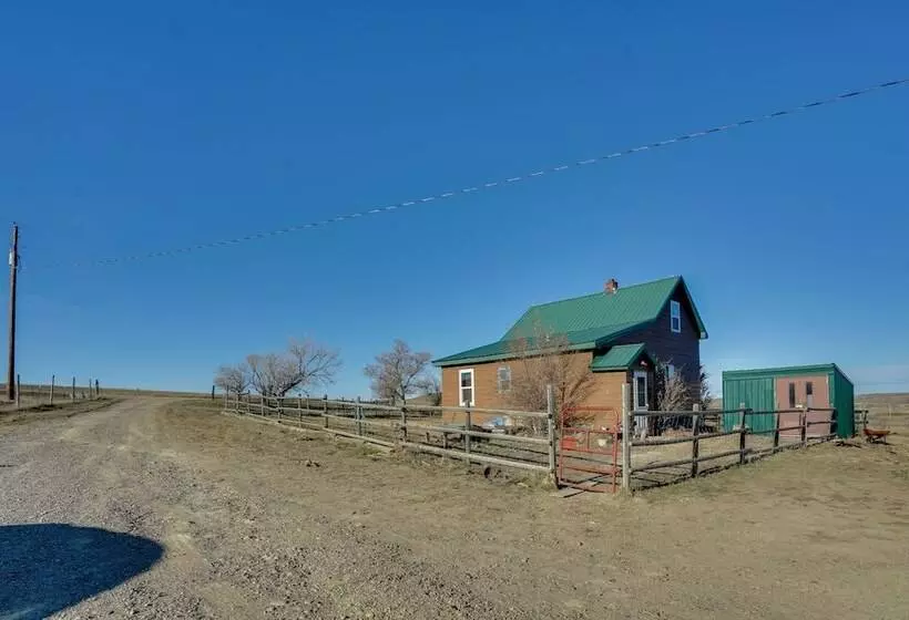 Corral Creek Cow Camp: Pet Friendly Circle Cabin
