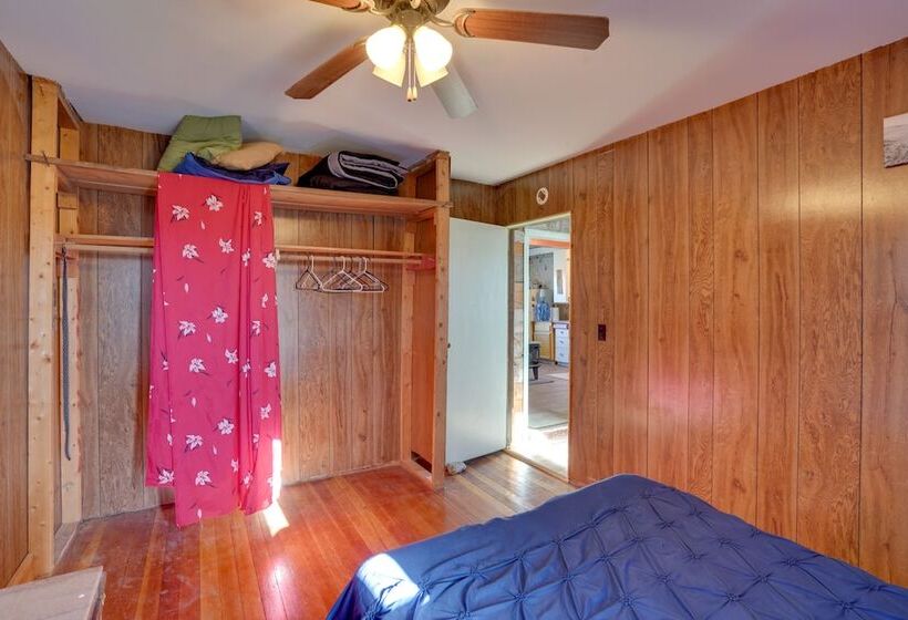 Corral Creek Cow Camp: Pet Friendly Circle Cabin
