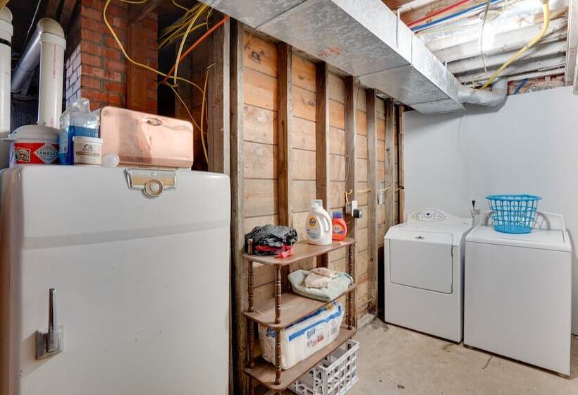 Corral Creek Cow Camp: Pet Friendly Circle Cabin