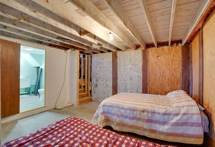 Corral Creek Cow Camp: Pet Friendly Circle Cabin