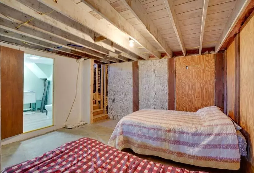 Corral Creek Cow Camp: Pet Friendly Circle Cabin
