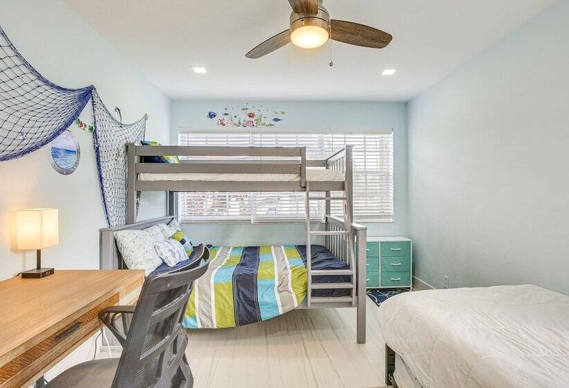 Deerfield Beach Home W/ Gas Grill: 1 Mi To Beach!