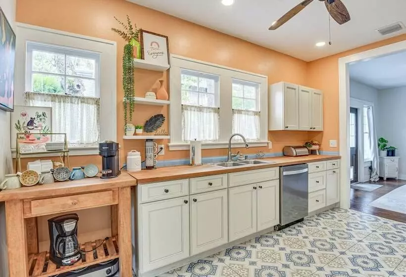 Dog Friendly Bradenton Home W/ Private Pool & Yard