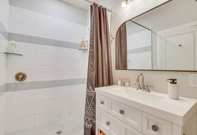 Dog Friendly Bradenton Home W/ Private Pool & Yard