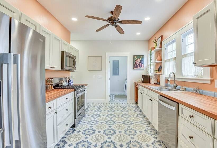 Dog Friendly Bradenton Home W/ Private Pool & Yard