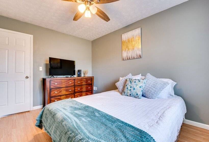 Pet Friendly Douglasville Gem   3 Mi To Downtown!