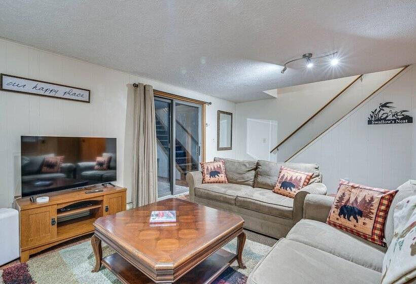 Eco Friendly Poconos Cabin W/ Ev Charger!