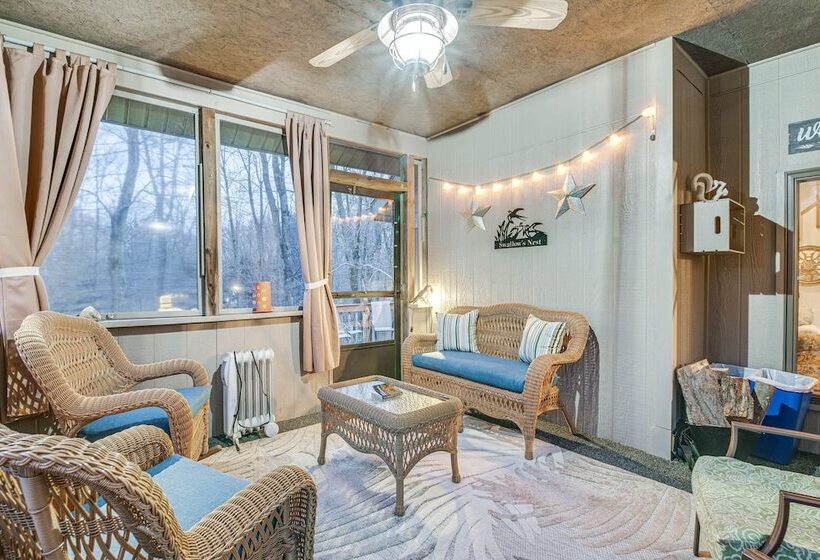 Eco Friendly Poconos Cabin W/ Ev Charger!