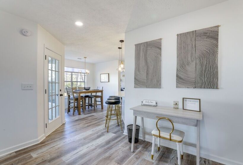 Family Friendly Dacula Home With Screened Porch!