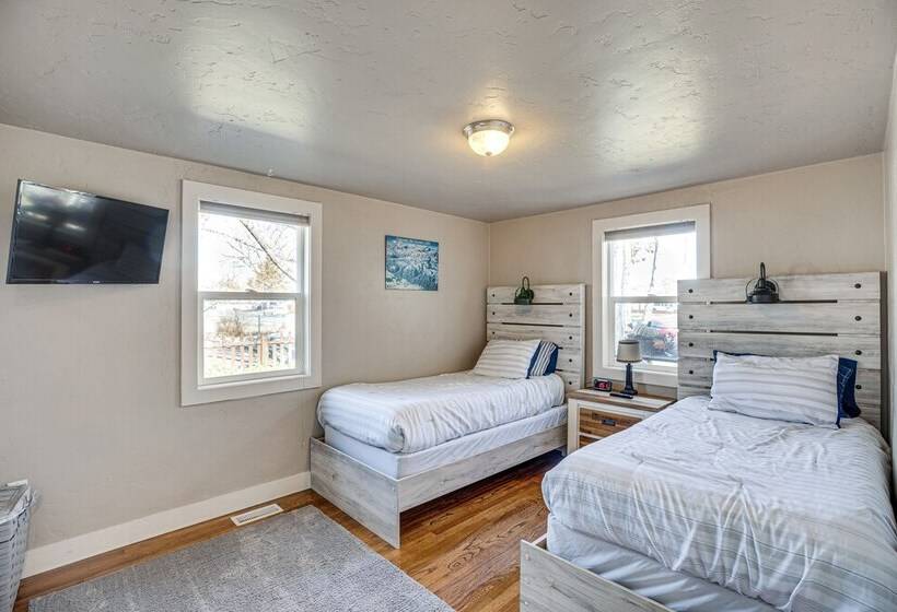 Grand Junction Home W/ Hot Tub: 2 Mi To Downtown!