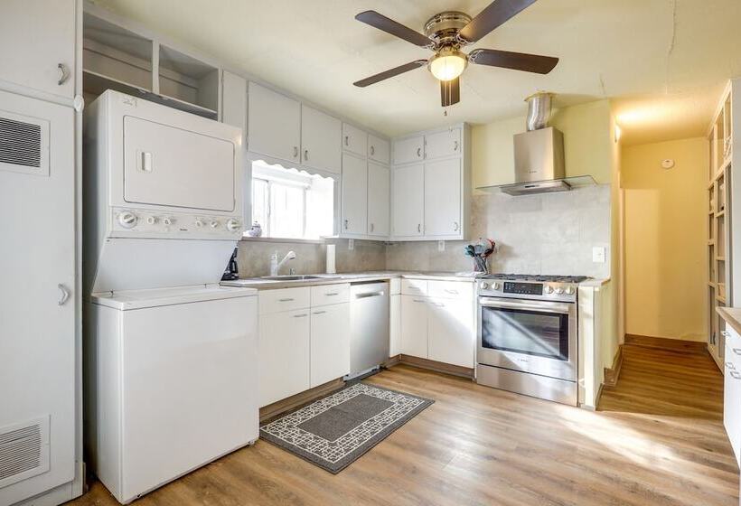 Home W/ Yard ~ 2 Mi To University Of New Mexico!