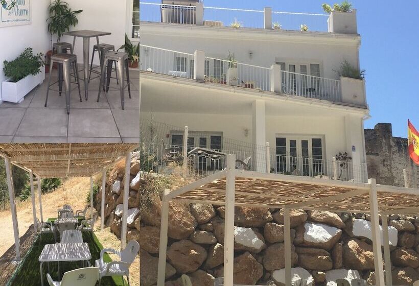 Отель El Nido Del Chorro