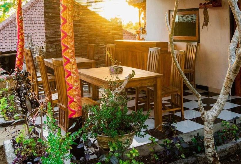 酒店 Kamasanti Hostel