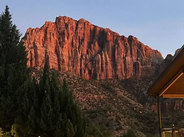 Hotelli Zion Canyon Cabins