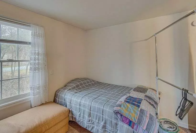 Hunters Dutch Country Paradise On 60 Acre Farm!