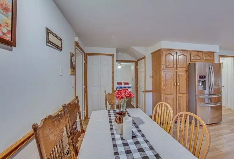 Hunters Dutch Country Paradise On 60 Acre Farm!