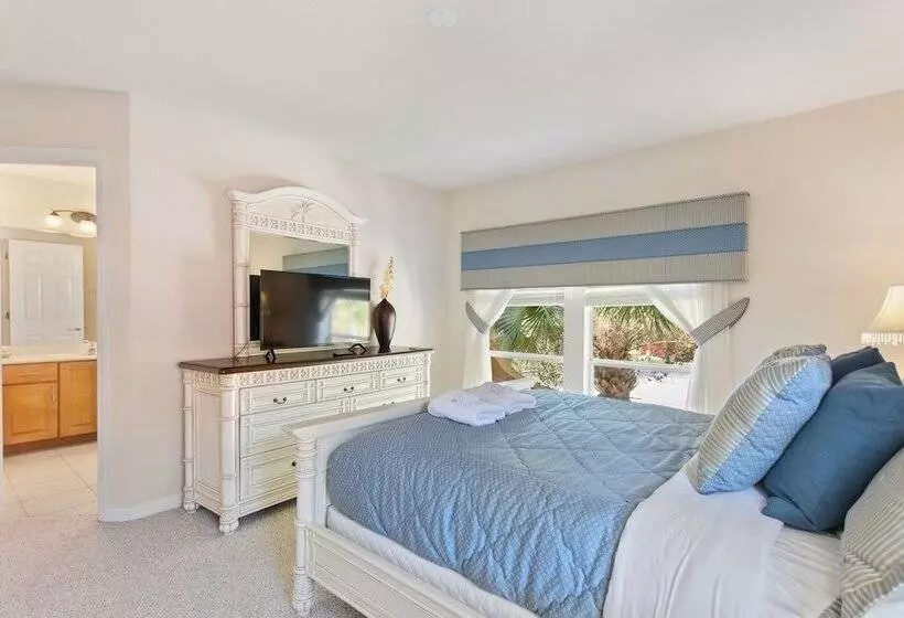 Indian Summer At Watersong Resort