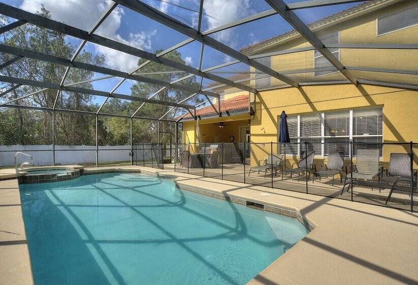 Indian Summer At Watersong Resort