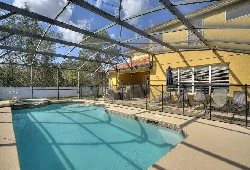 Indian Summer At Watersong Resort