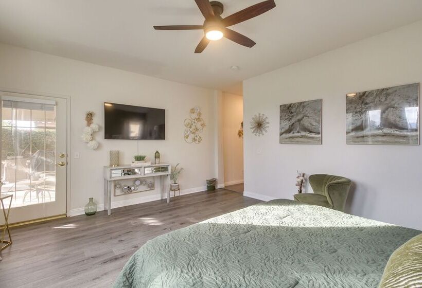 Indio Home W/ Community Pools: 1 Mi To Coachella!