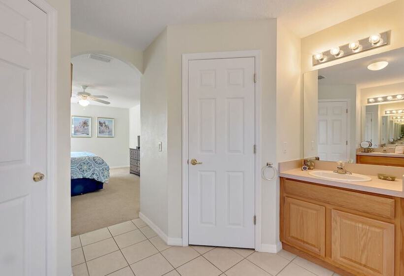 Lakeside Spa, Ac In Games Room   Tropics! 822